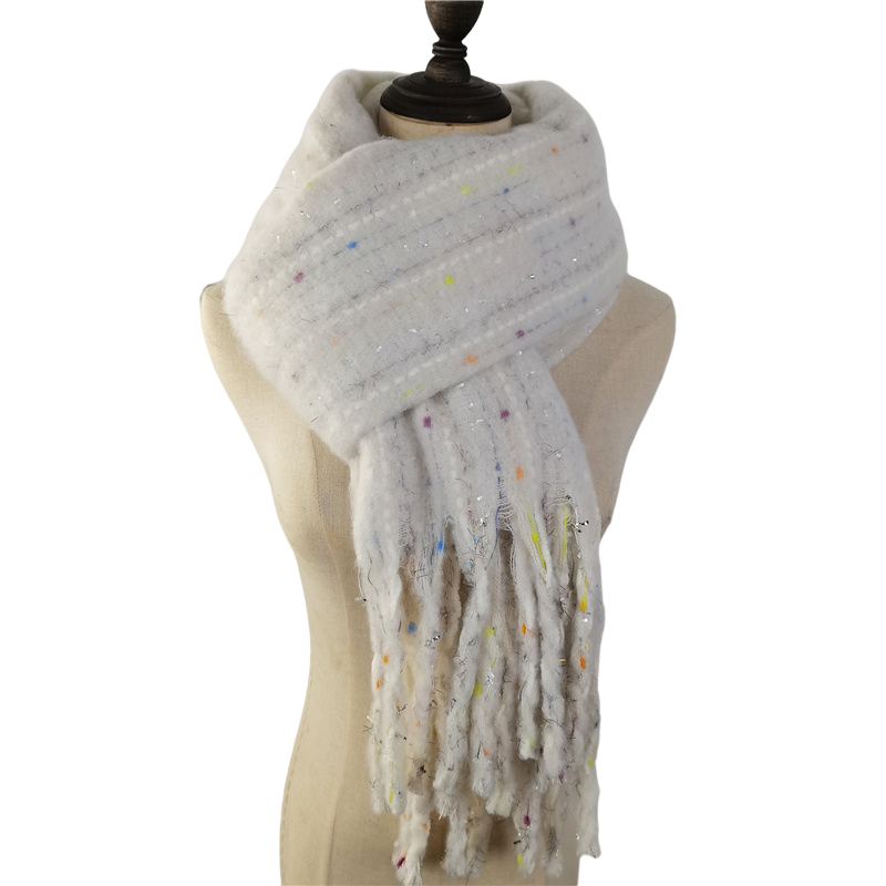 WOVEN SCARF