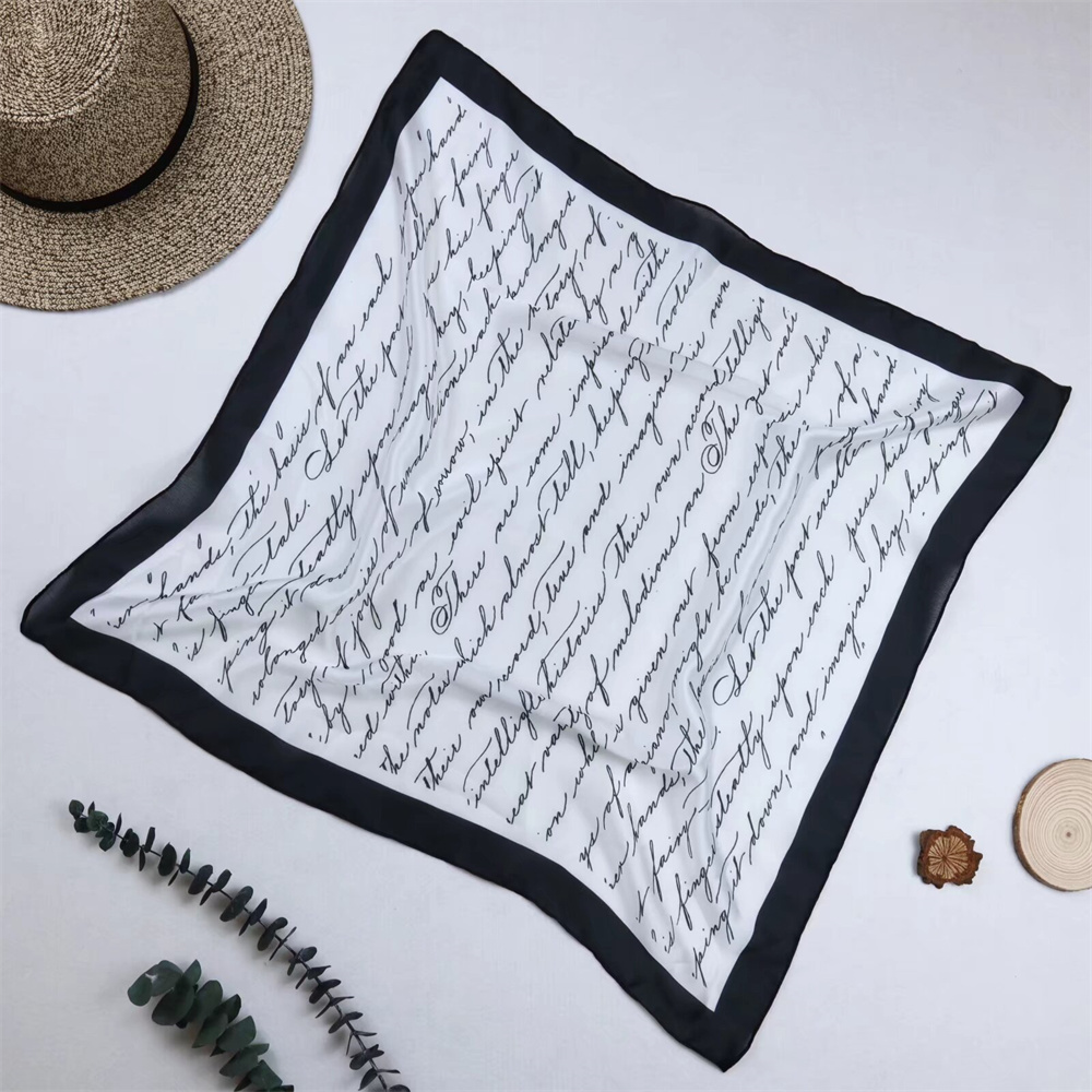 SQUARE PRINTING SCARF